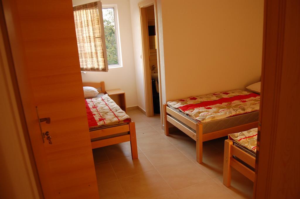Guesthouse Panna Maria Međugorje Oda fotoğraf
