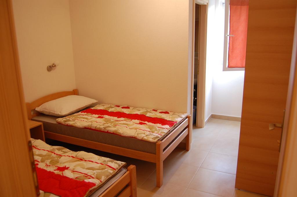 Guesthouse Panna Maria Međugorje Oda fotoğraf